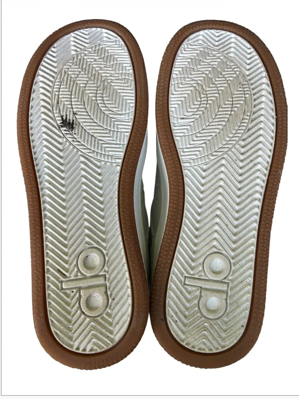 ALO Recovery Mode Sneakers White/Gum 6.5
